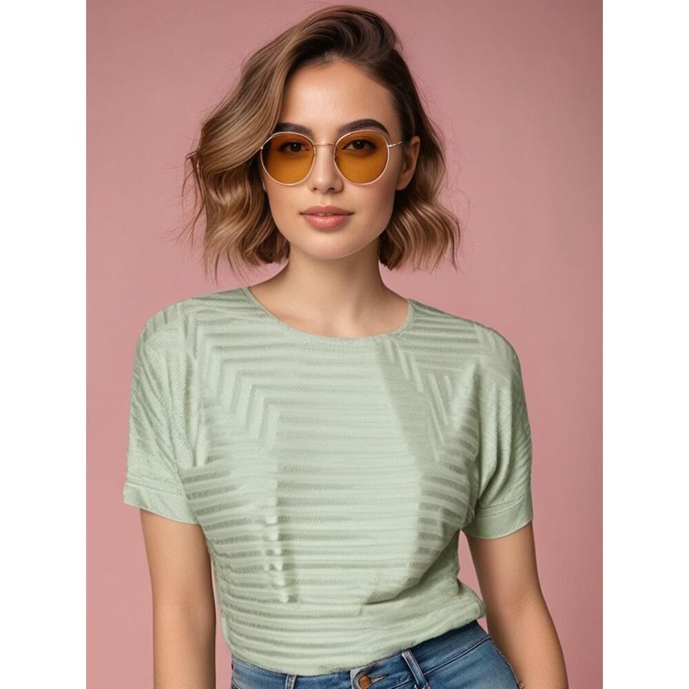 DKNY Women's XS‎ Mint Green Geometric Short Sleeve Pullover Sweater